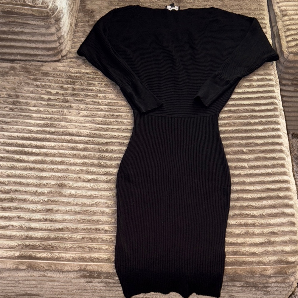Express Chic Black Long Sleeve Dress